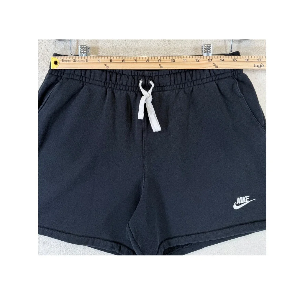 Nike Sportswear Club Fleece Shorts Men's L Black Embroidered Swoosh DX0731-010